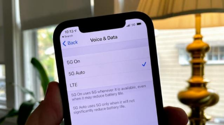 忠县苹果手机维修分享iPhone 12如何打开或关闭5G网络 